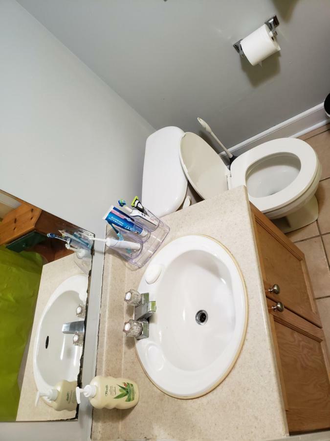 Private Room In Downtown Halifax Luaran gambar