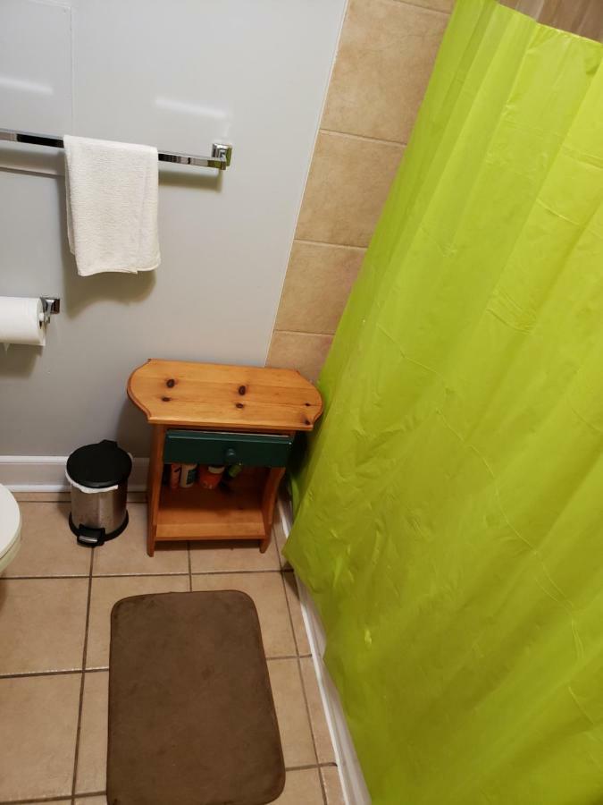 Private Room In Downtown Halifax Luaran gambar